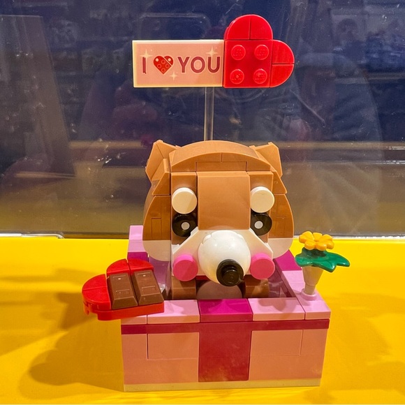 LEGO Limited Edition Love Heart Chocolate Gift Box-Shiba Inu #40679, 158 Pcs,NIB - Picture 4 of 16
